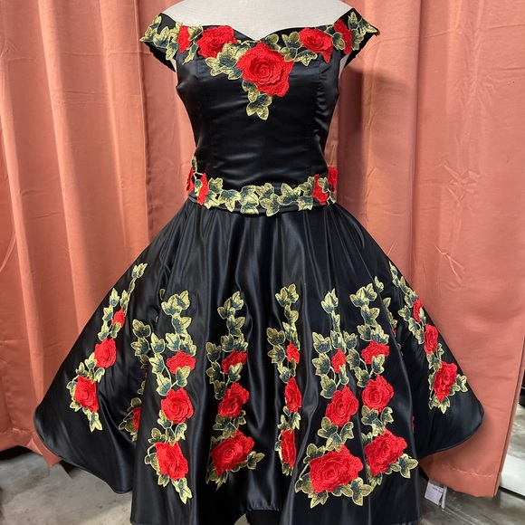 black dress red embroidered flowers Black Prom Dresses Spaghetti Straps Red Flowers Long Prom Dress Sexy E –  Anna PromDress main image 1